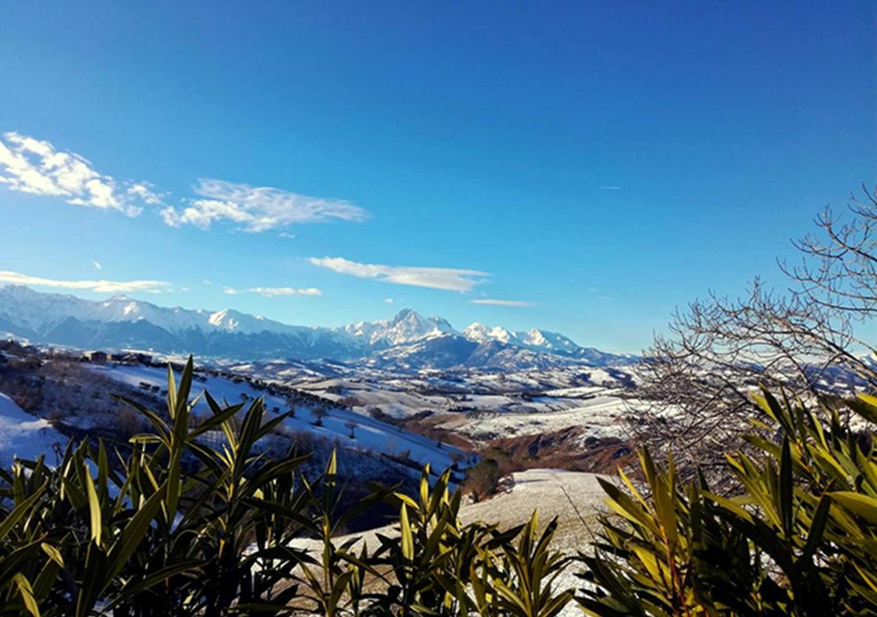 Casa Amrita, Yoga B&B Teramo Eksteriør billede